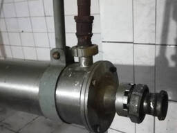 Продам охладитель творога одношнековый б/у