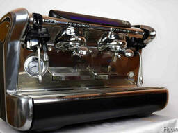 Профессиональная кофемашина Faema Emblema S2