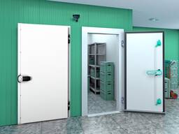 Распашные одностворчатые холодильные двери