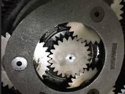 Редуктор хода HITACHI 350 восстановленный