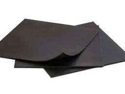 Резиновые смеси Вид: вальцованная; каландрованная…, Рабочая среда: смазка… в Павлодаре