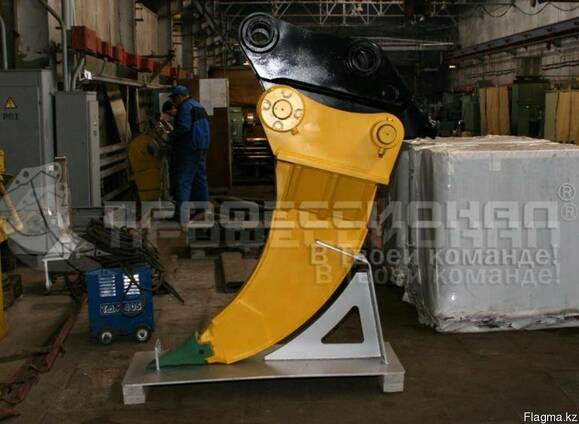Рыхлитель Komatsu PC-300