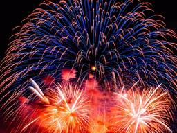 Салют с доставкой салют Алматы