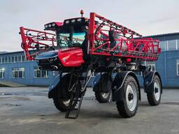 Самоходный опрыскиватель FN 3WPZ-3230