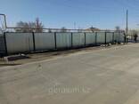 Секционный забор из профнастила от 10000 за кв. м - фото 2