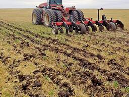 Щелеватель Плуг глубоко-рыхлитель Unverferth Zone builder 110