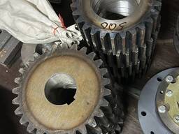 Шестерня редуктора бетоносмесителя