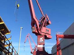Ship deck cargo Crane