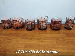 Солевая лампа в вазе