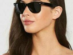 Солнцезащитные очки Ray-Ban Wayfarer RB2132