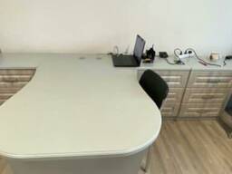 Стол менеджера