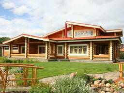 Строительство загородных домов из оцилиндрованных бревен