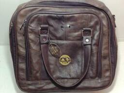 Продается сумка кожаная производства lorenz