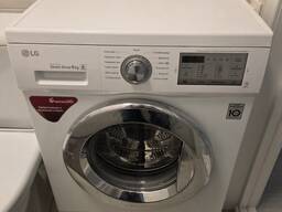 Супер Узкая Стиральная машина LG с загрузкой 4 кг. БУ в отл состоянии