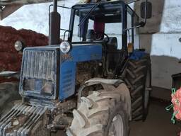Трактор МТЗ 1221