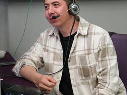 Устный переводчик (английский, русский, казахский языки)