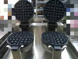 Вафельница для Бельгийских вафель двойная.