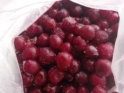 Gefrorene Kirschen mit Grube