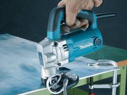 Высечные ножницы Makita JN3201J