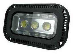 Светодиодный прожектор мощностью 150-500 Вт с линзами