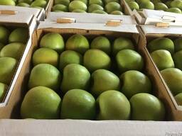 Яблоки "Гренни Смит"