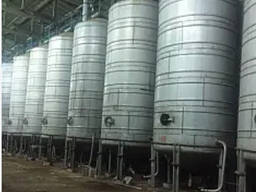 Ёмкости из нержавеющей стали пищевые.