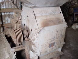 Зернодробилка