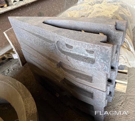 Зубья ковша экскаватора