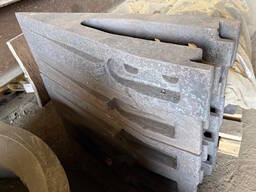 Зубья ковша экскаватора